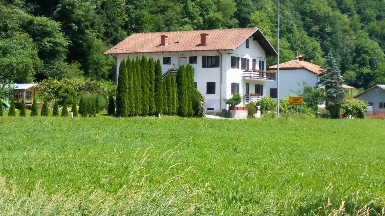 Hotel Sobe Baca Most na Soči Zewnętrze zdjęcie